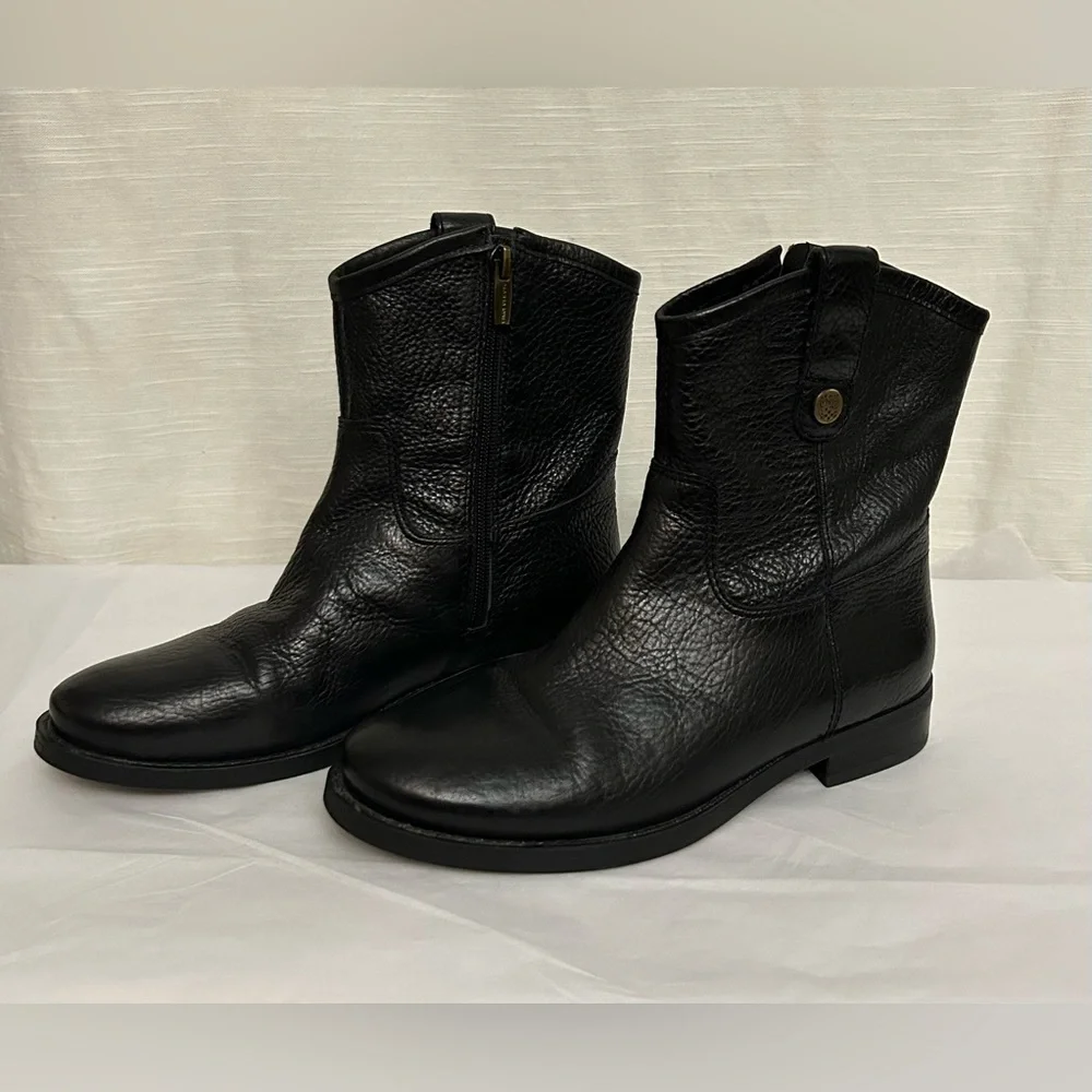 Vince Camuto Payatt Women's Quiet Luxury Black Leather Zipper‎ Ankle Boots